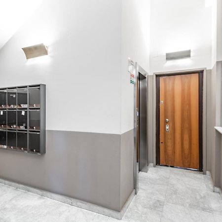 Easylife - Coccole E Comfort - Bilocale Caldo Ed Accogliente A Due Passi Dai Navigli E Metro Verde ميلان المظهر الخارجي الصورة