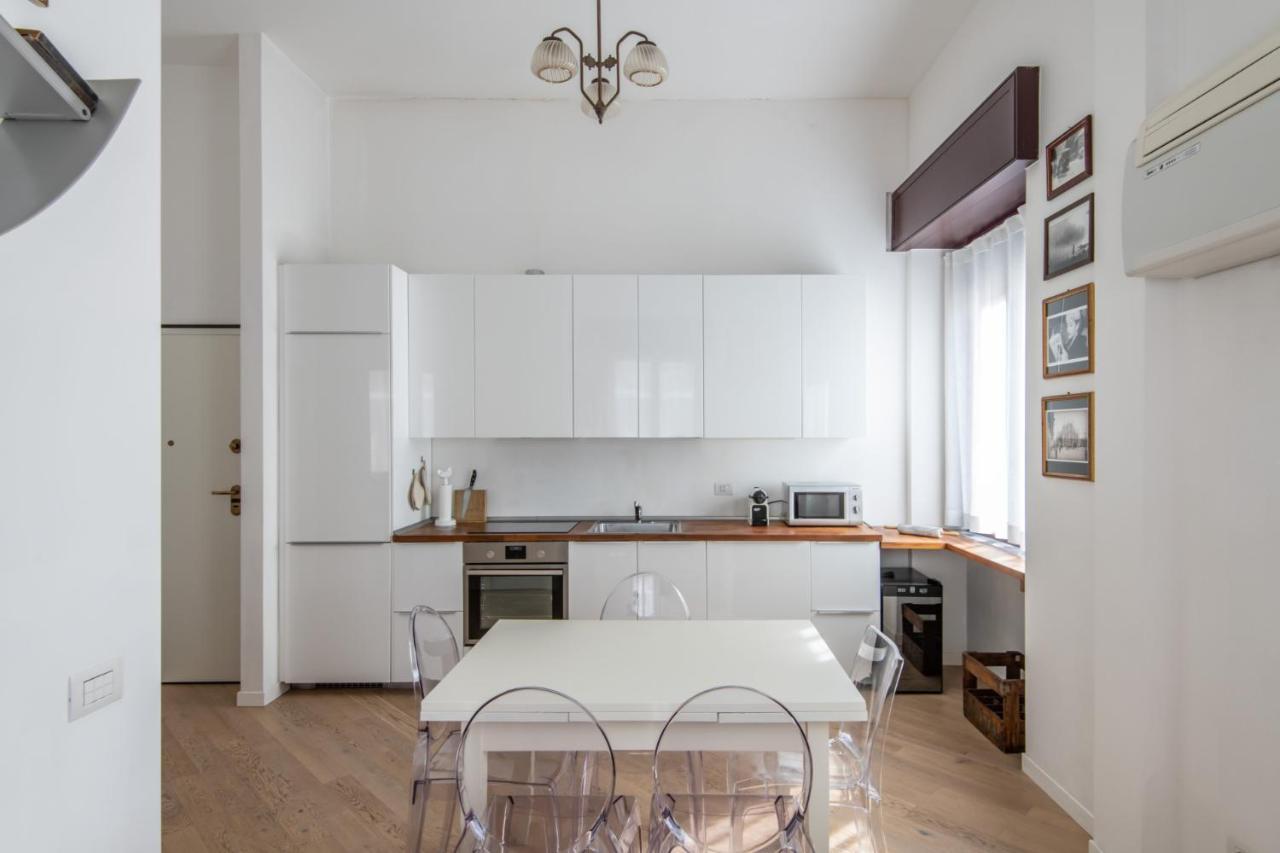 Easylife - Coccole E Comfort - Bilocale Caldo Ed Accogliente A Due Passi Dai Navigli E Metro Verde ميلان المظهر الخارجي الصورة